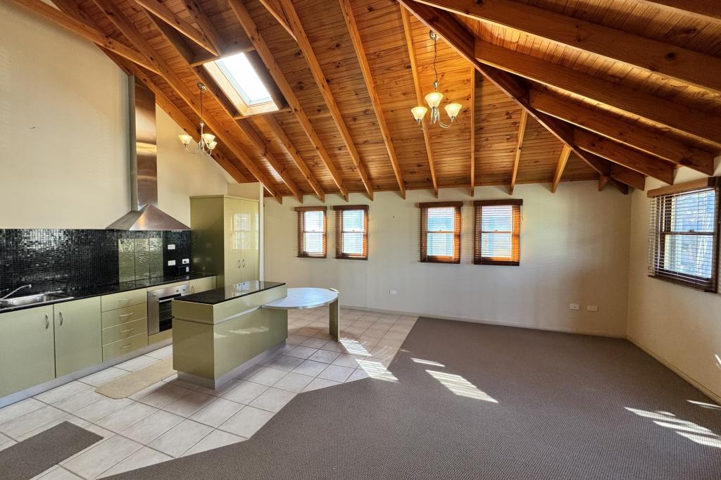 2/171a Darby St, Cooks Hill, NSW 2300