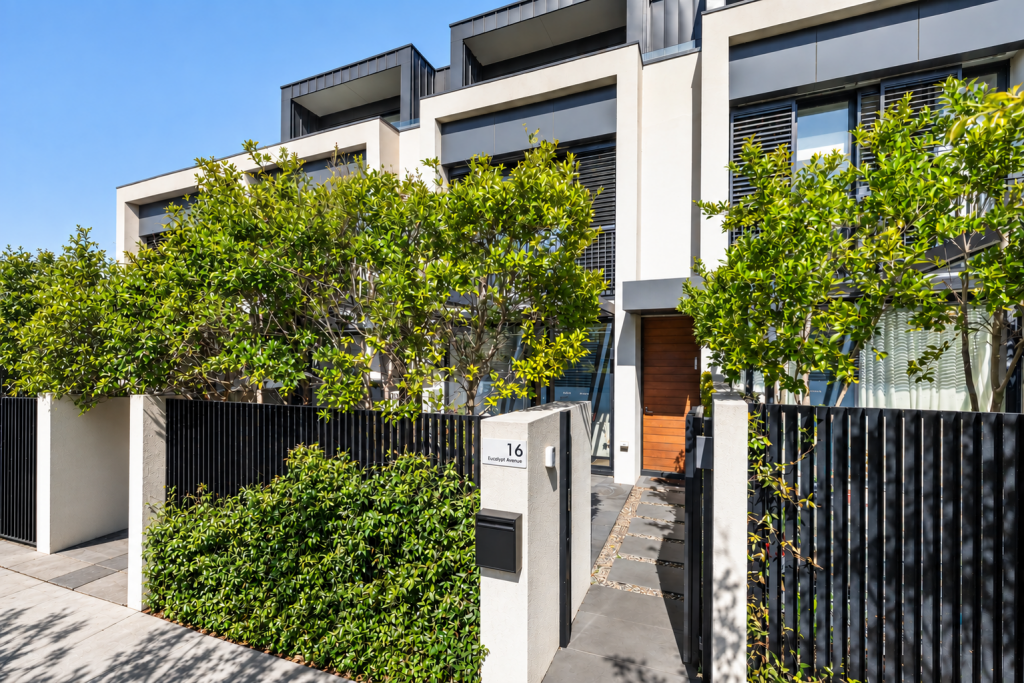 16 Eucalypt Ave, Malvern East, VIC 3145