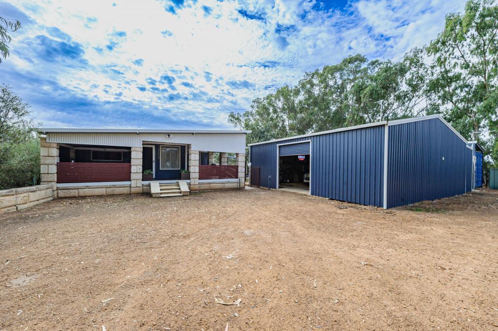 154 Carl St, Muchea, WA 6501