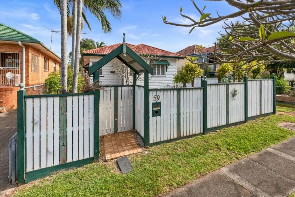 59 Dawson Rd, Upper Mount Gravatt, QLD 4122