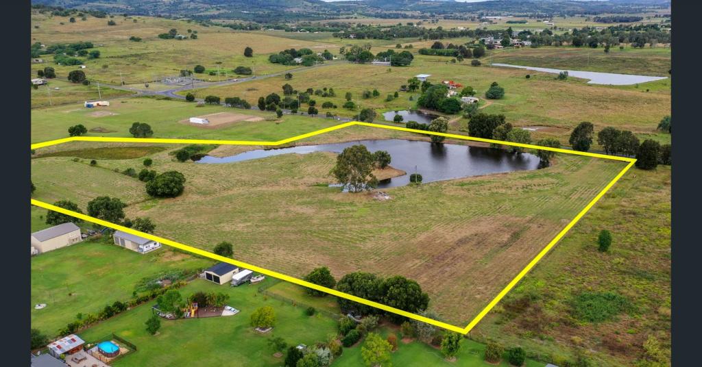 38 Jensens Swamp Rd, Lowood, QLD 4311