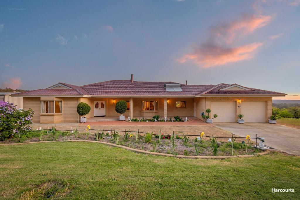 18 Conifer Rd, Karragullen, WA 6111