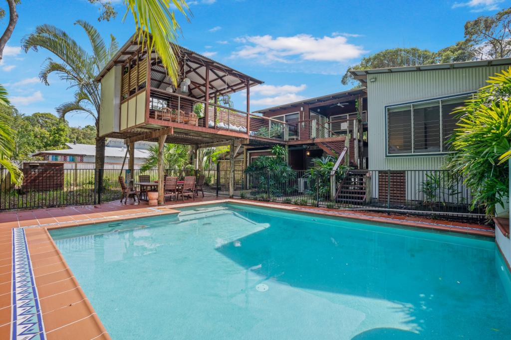 8 Naiad Ct, Rainbow Beach, QLD 4581