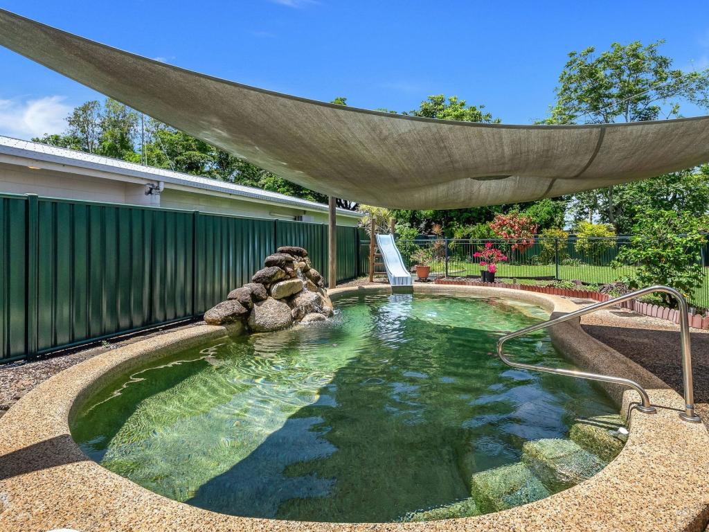 28 Golden Grove Dr, Bentley Park, QLD 4869