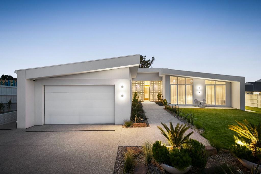 32 Katia Ct, Greenvale, VIC 3059