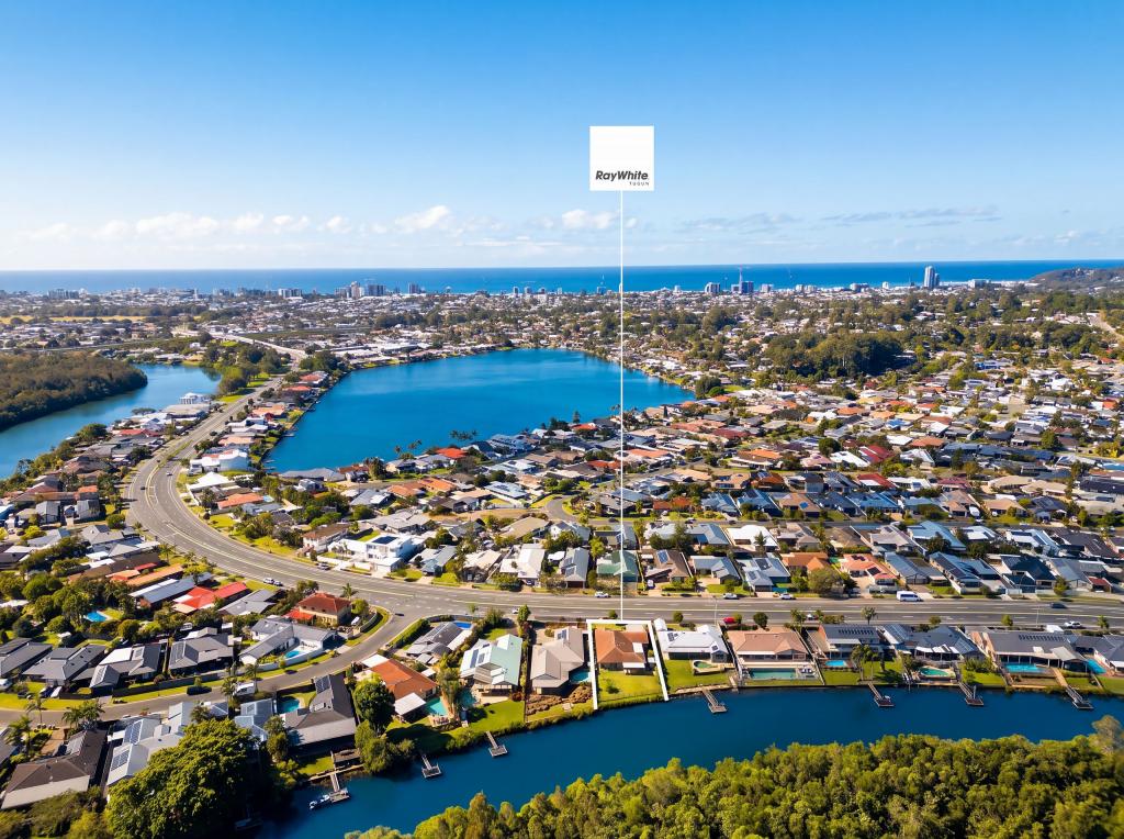 232 Nineteenth Ave, Elanora, QLD 4221