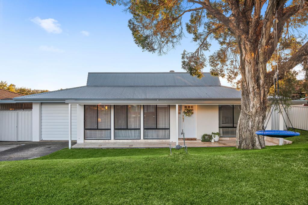 32 Lawrence Ave, Mount Warrigal, NSW 2528
