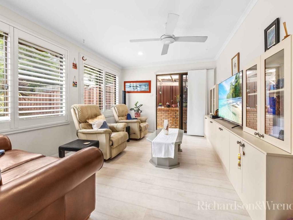 8/31 Fiona St, Point Clare, NSW 2250