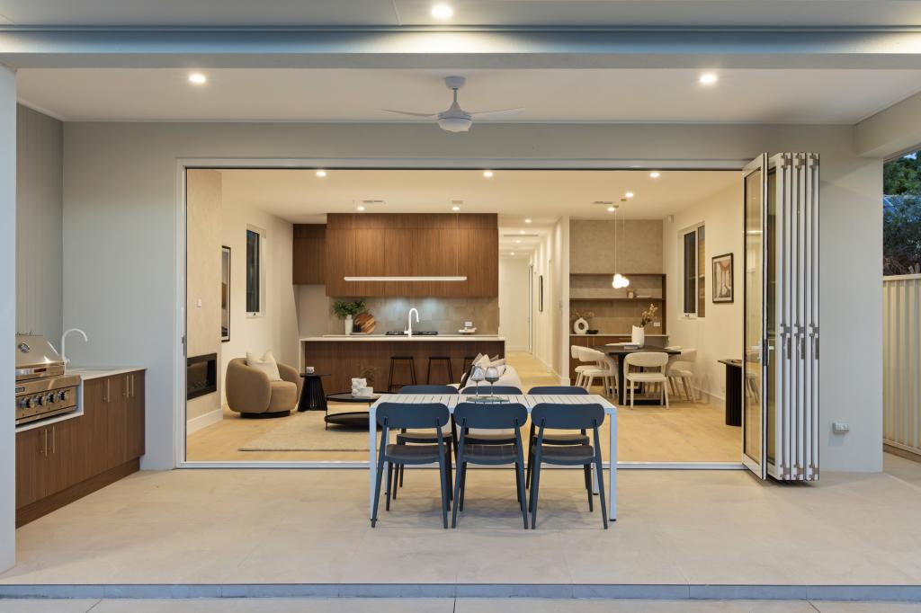 10 Woodfield Ave, Warradale, SA 5046