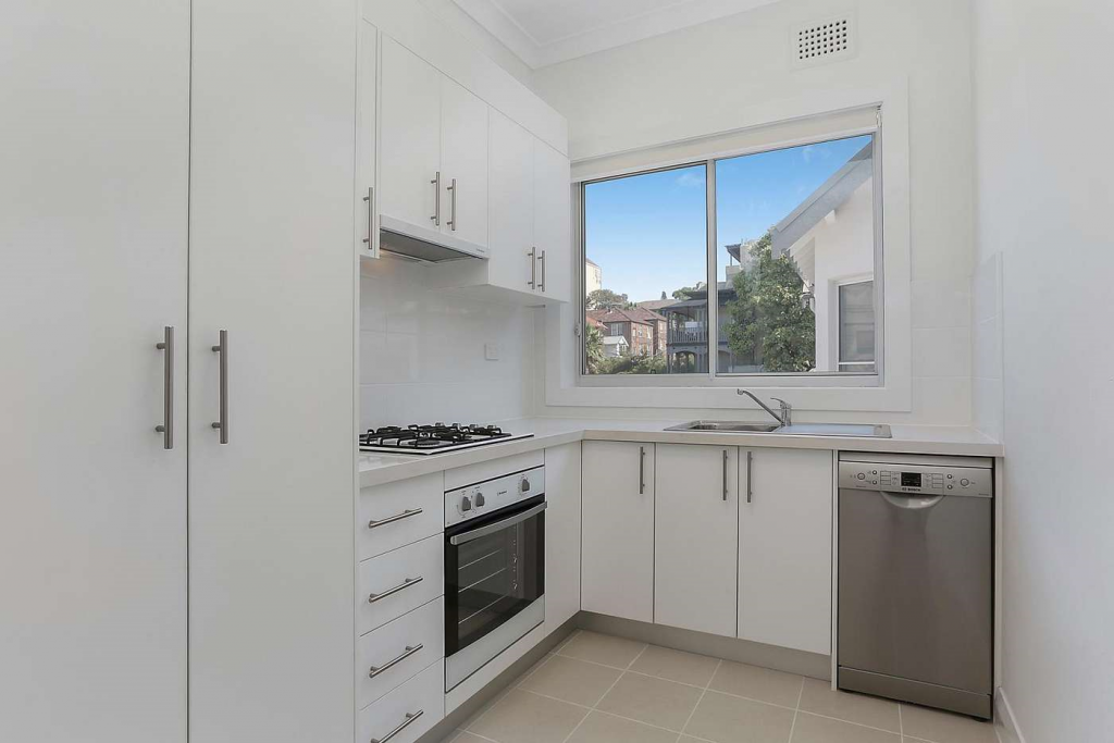 2/219 Coogee Bay Rd, Coogee, NSW 2034