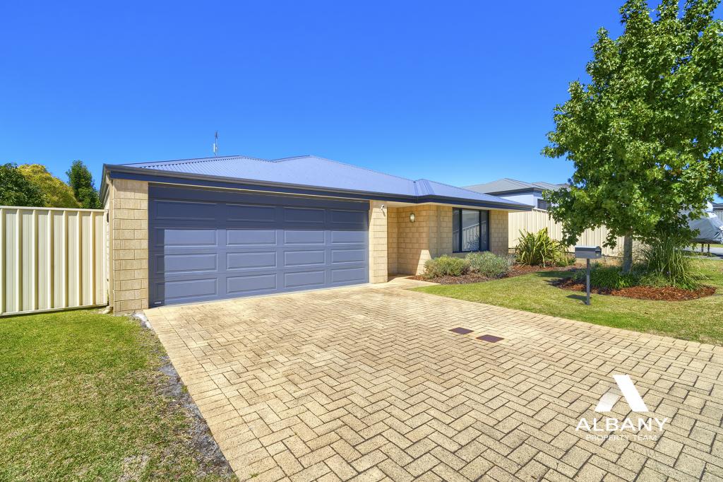 8 Comet Cnr, Mckail, WA 6330