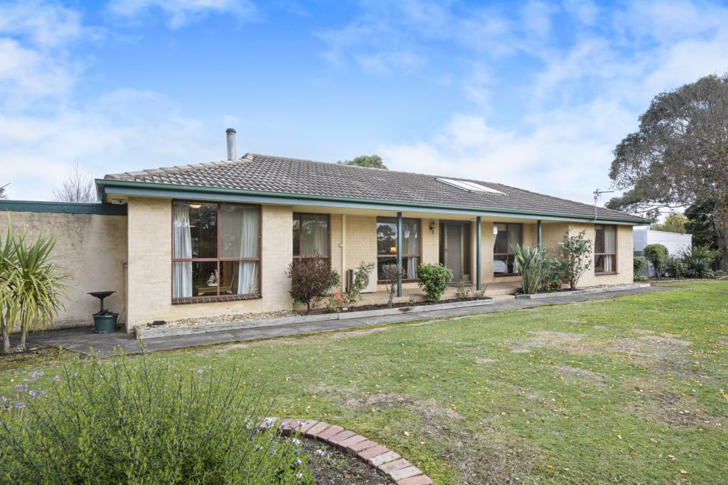 481 Bells Rd, Smythes Creek, VIC 3351