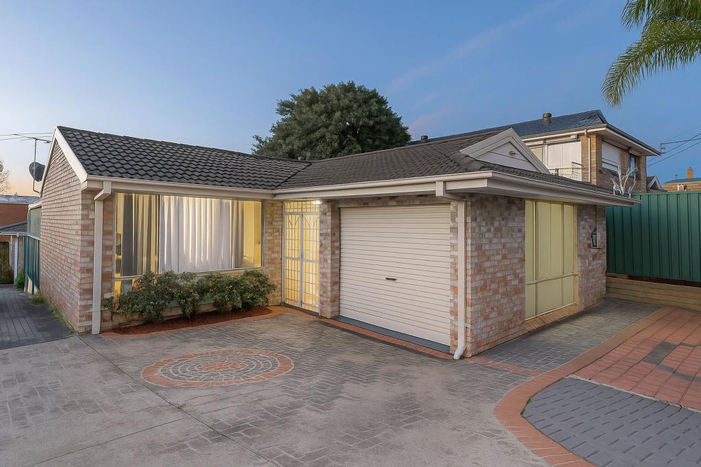 96 Stoney Creek Rd, Beverly Hills, NSW 2209