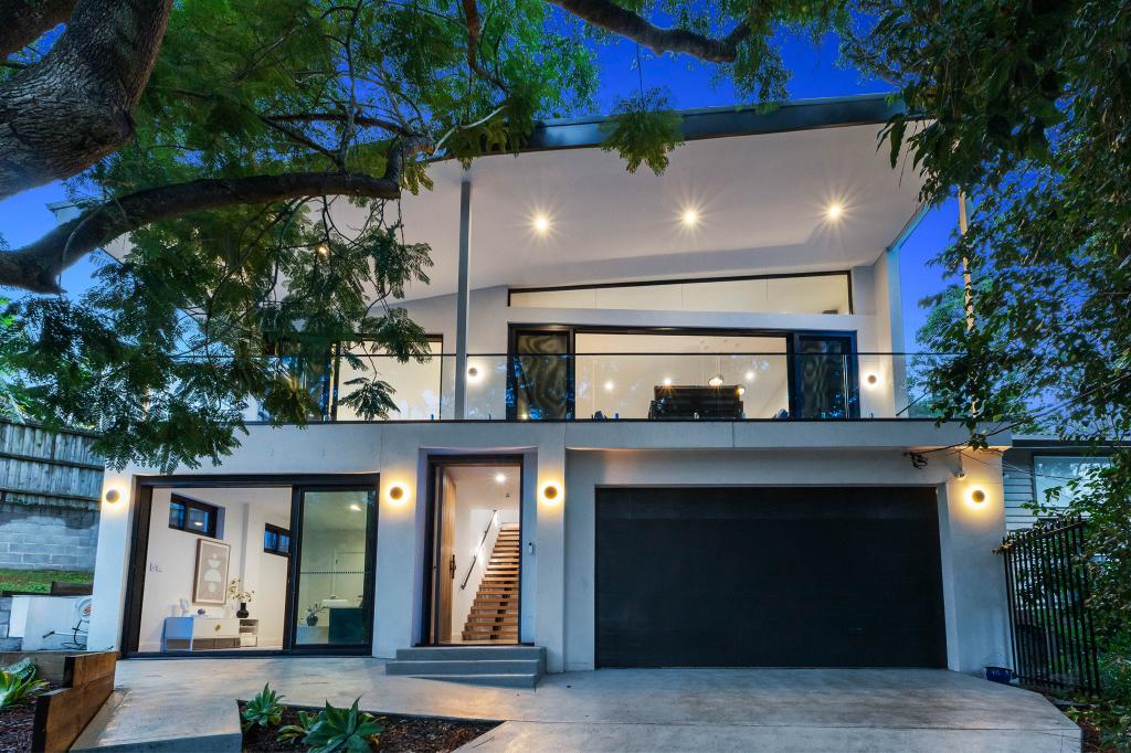 5 Raphael Dr, Hornsby Heights, NSW 2077
