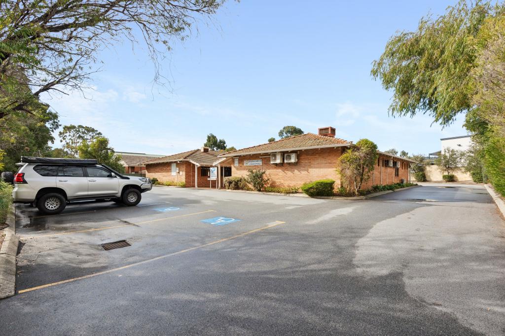 1-3/11 Salix Way, Forrestfield, WA 6058