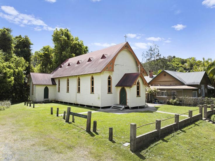 7 Old Convent Rd, Uki, NSW 2484