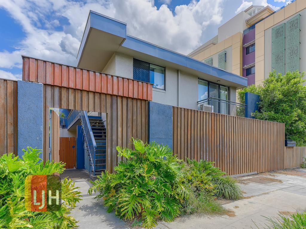 3/574 Kingsford Smith Dr, Hamilton, QLD 4007