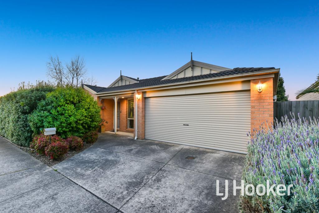 47 Syme Rd, Pakenham, VIC 3810