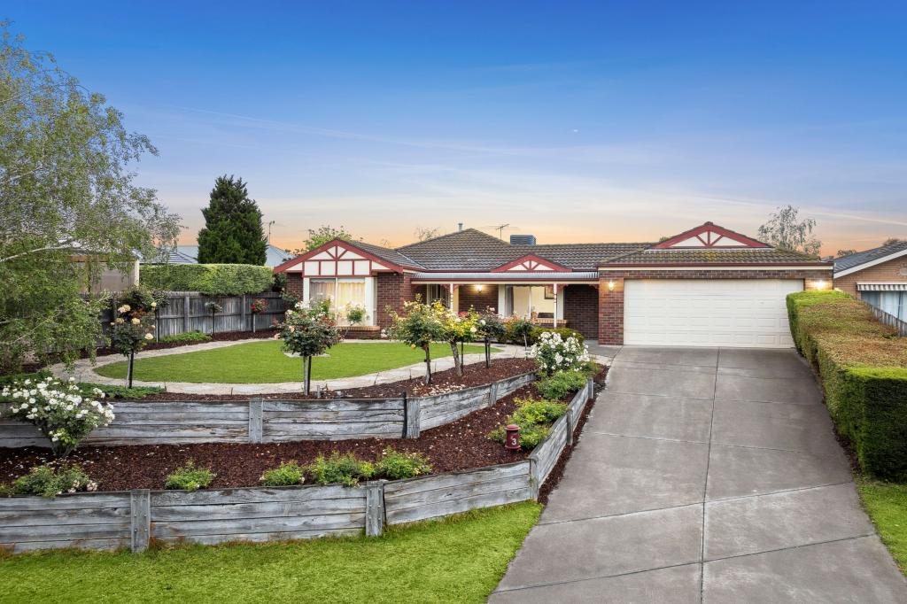 3 Menzies Cl, Lara, VIC 3212