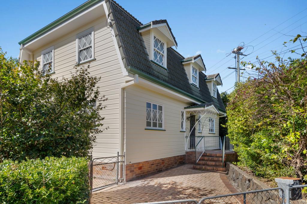 23 Bergin St, Booval, QLD 4304