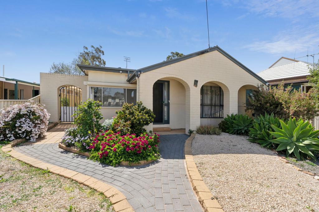 16 Twelfth St, Renmark, SA 5341
