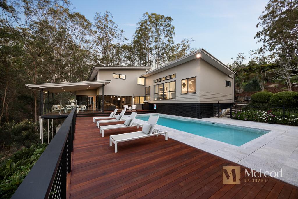 8 Hillcrest Pl, Kenmore Hills, QLD 4069