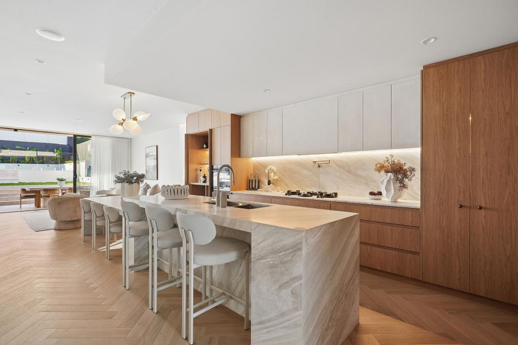 97A HARDY ST, DOVER HEIGHTS, NSW 2030