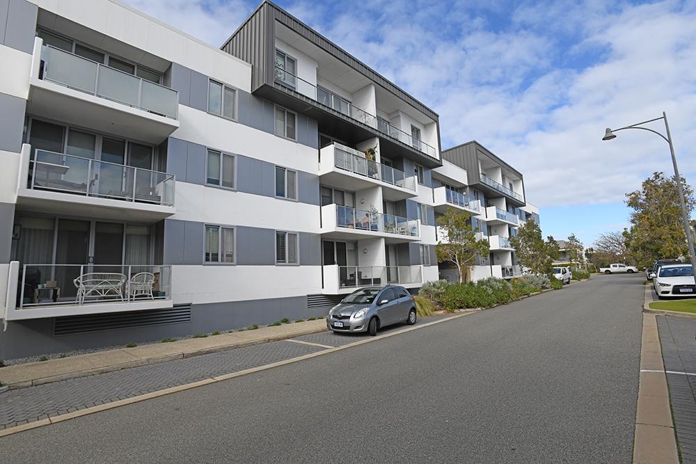 52/34 Shoalwater St, North Coogee, WA 6163