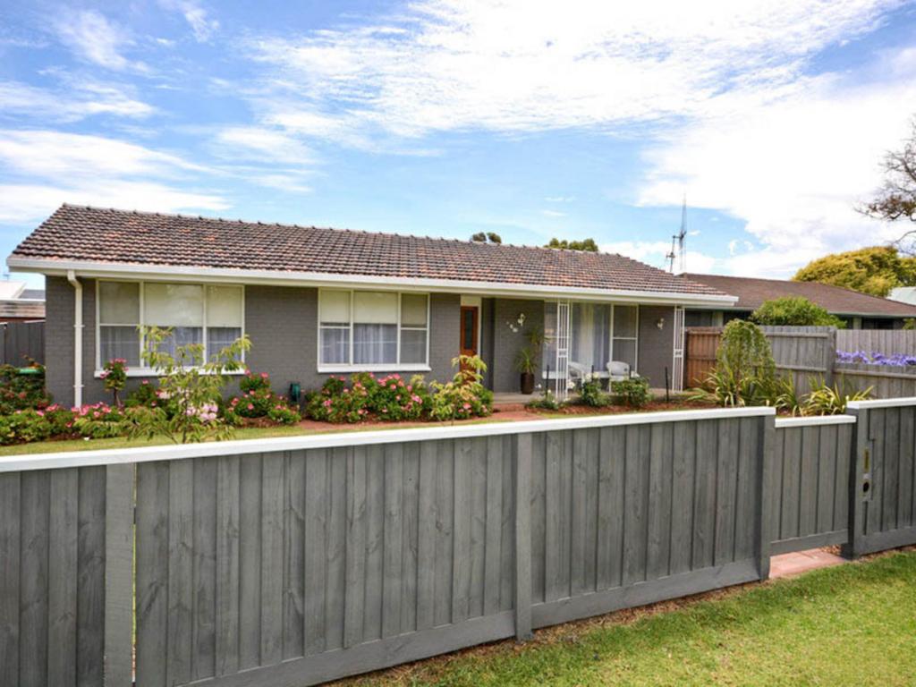 1/17 Mortlake Rd, Warrnambool, VIC 3280