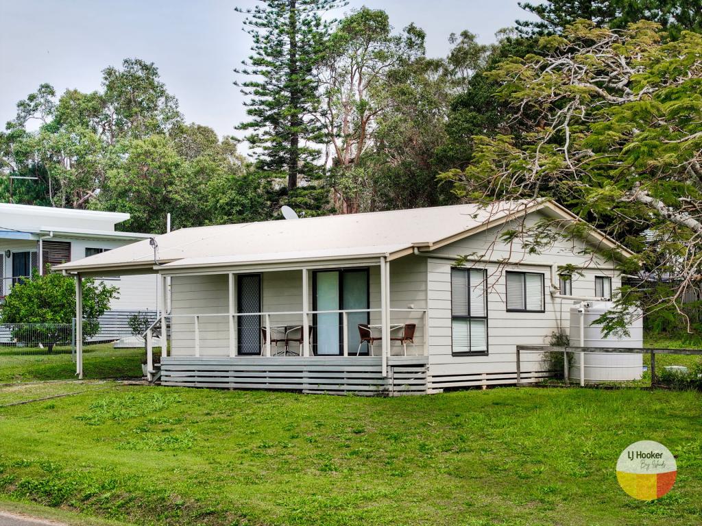 9 Akebia St, Russell Island, QLD 4184