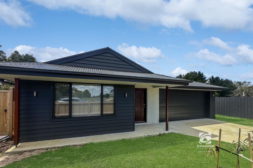 15 Broadlands Rd, Metung, VIC 3904