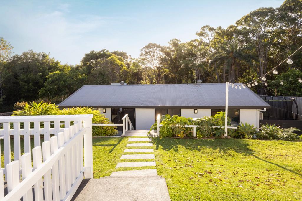 24 Marakari Cres, Mount Coolum, QLD 4573
