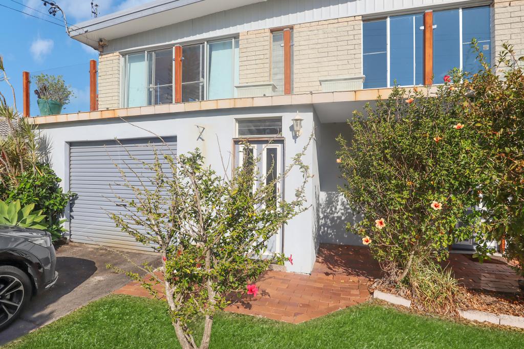 15 Watsonia Ave, Coffs Harbour, NSW 2450