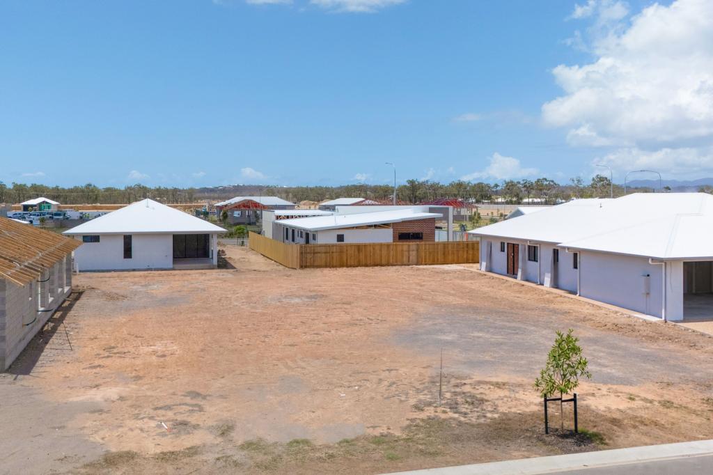 20 Evodia St, Beach Holm, QLD 4818