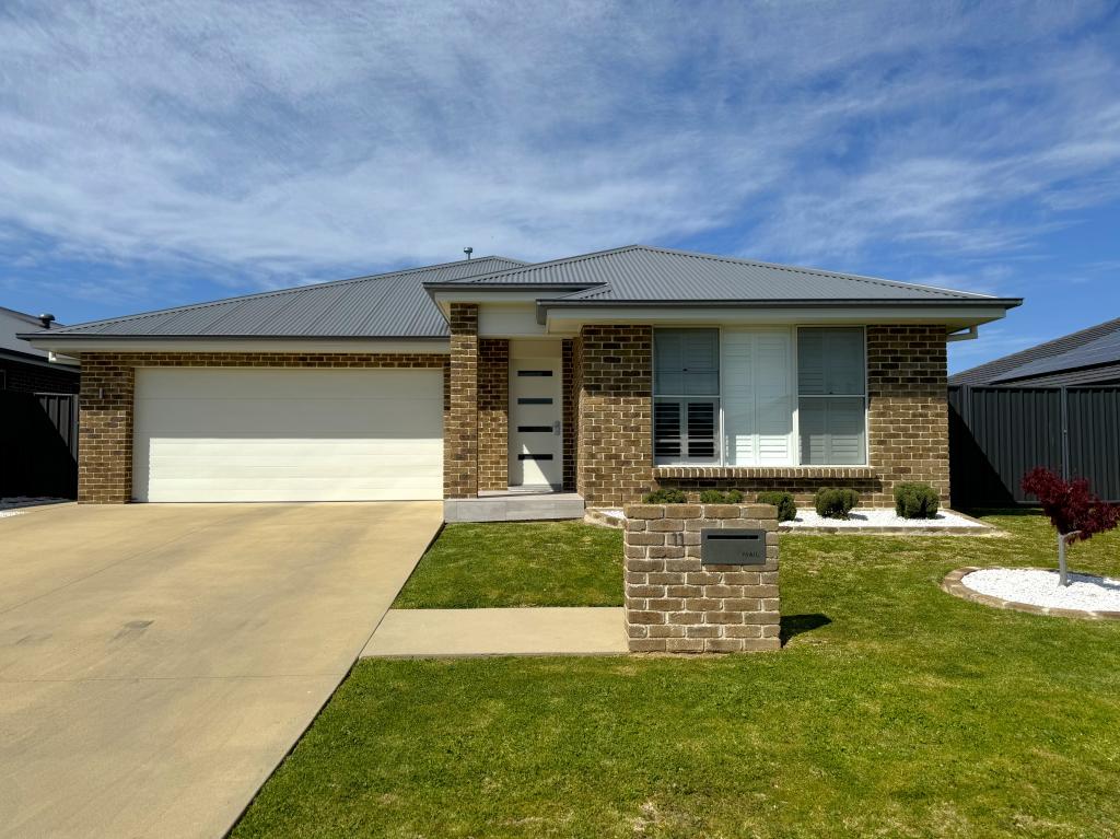 11 Tancred St, Orange, NSW 2800