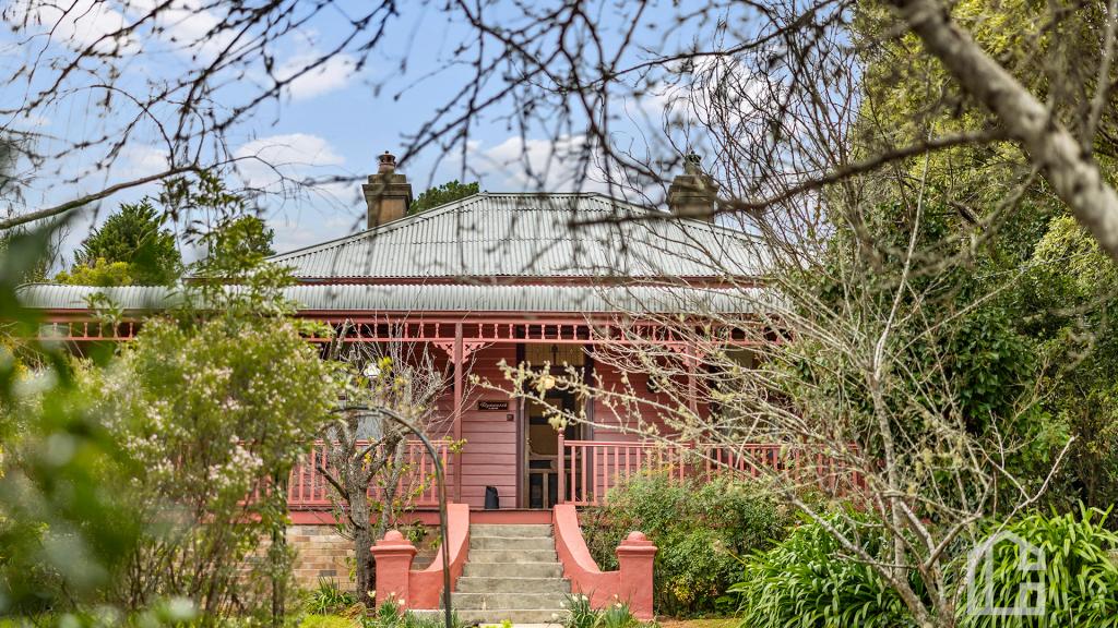 5 Hume Ave, Wentworth Falls, NSW 2782