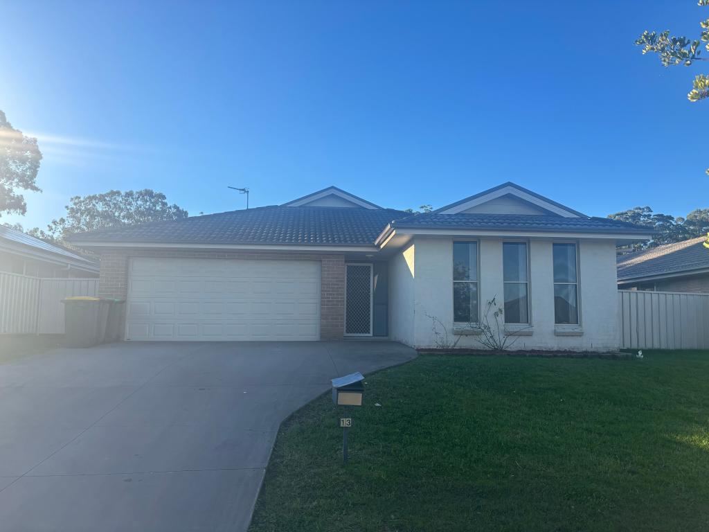 13 Closebourne Way, Raymond Terrace, NSW 2324