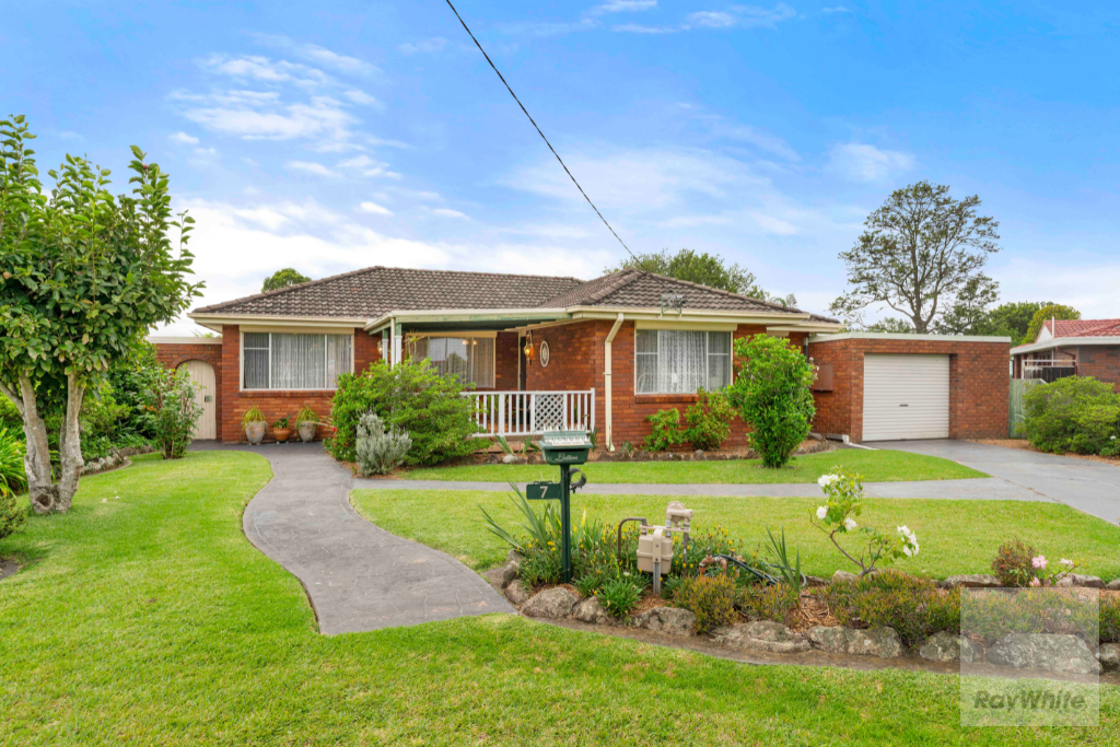7 Wellesley Pl, Nowra, NSW 2541