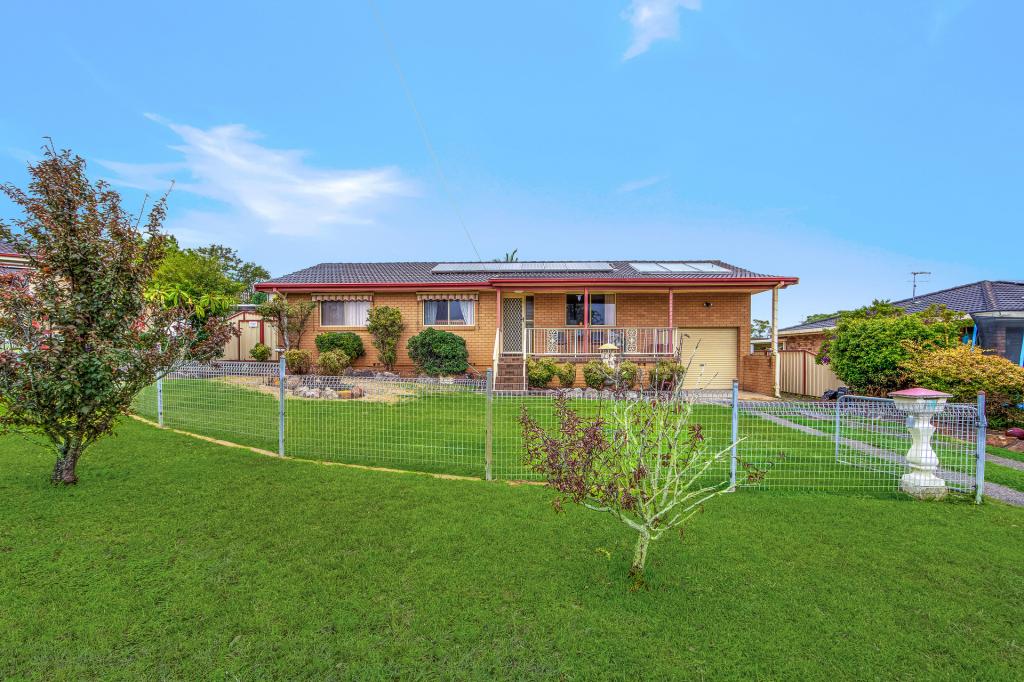 10 Hillsdale Cl, Gorokan, NSW 2263