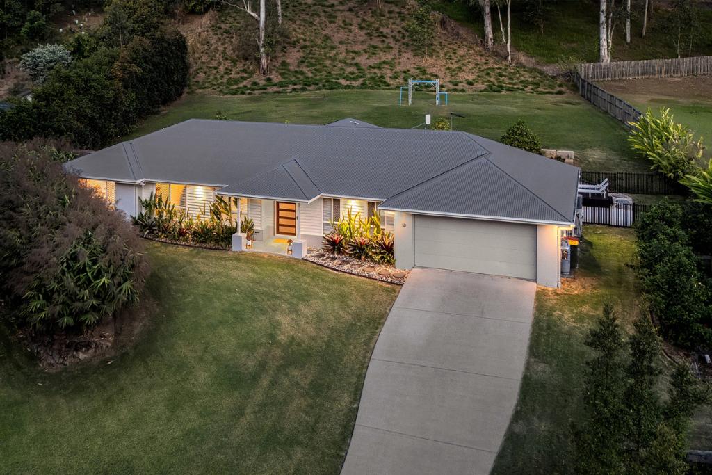 17 Chambers Ct, Glenview, QLD 4553