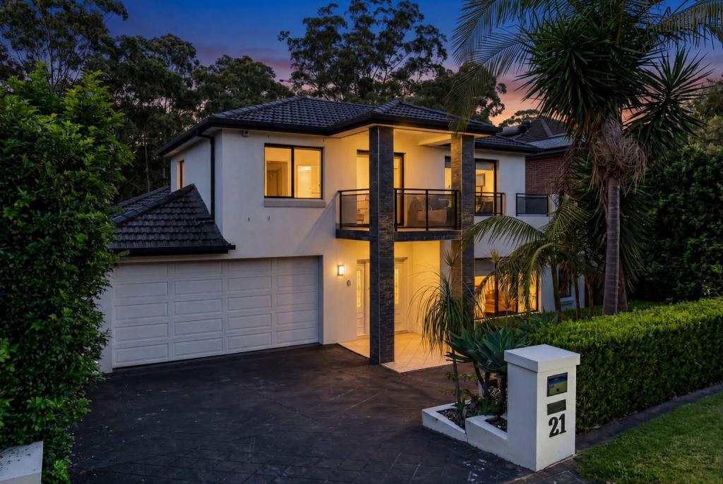21 Applecross Ave, Castle Hill, NSW 2154