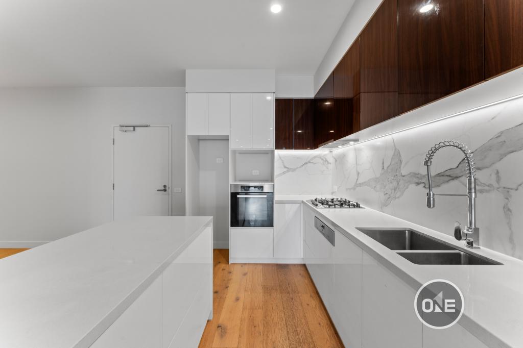 103/180 REYNOLDS RD, DONCASTER EAST, VIC 3109