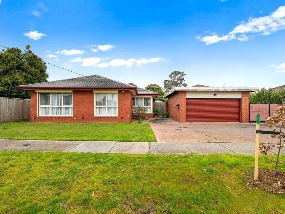 32 Duff St, Cranbourne, VIC 3977