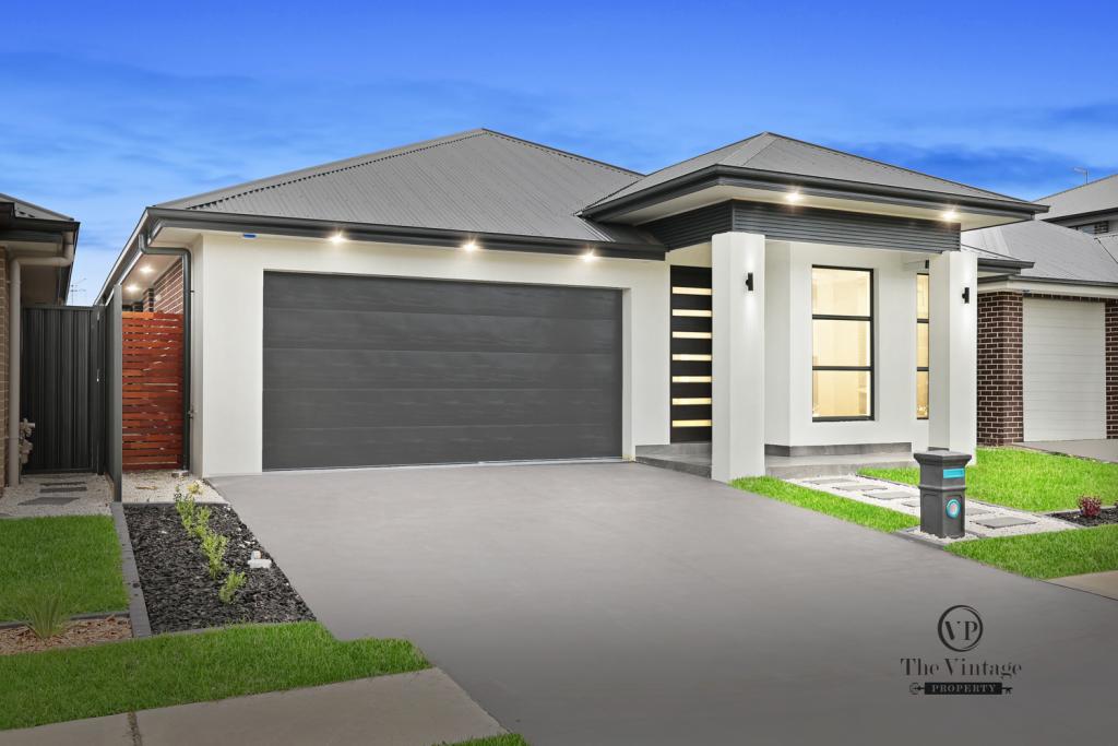 20 Somervaille Dr, Catherine Field, NSW 2557