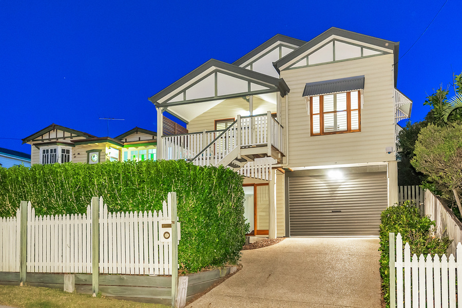 76 Alexandra St, Bardon, QLD 4065