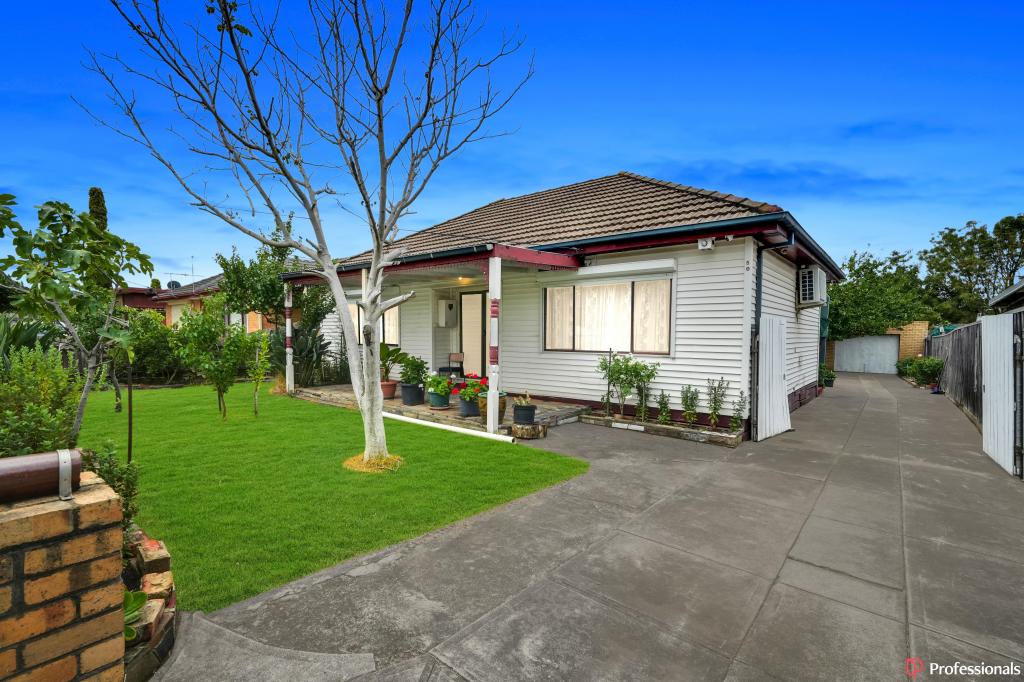 50 MCARTHUR AVE, ST ALBANS, VIC 3021