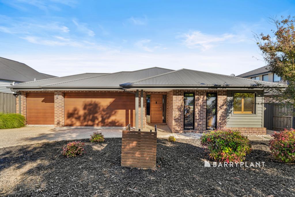 8 Cowdray Cres, Officer, VIC 3809