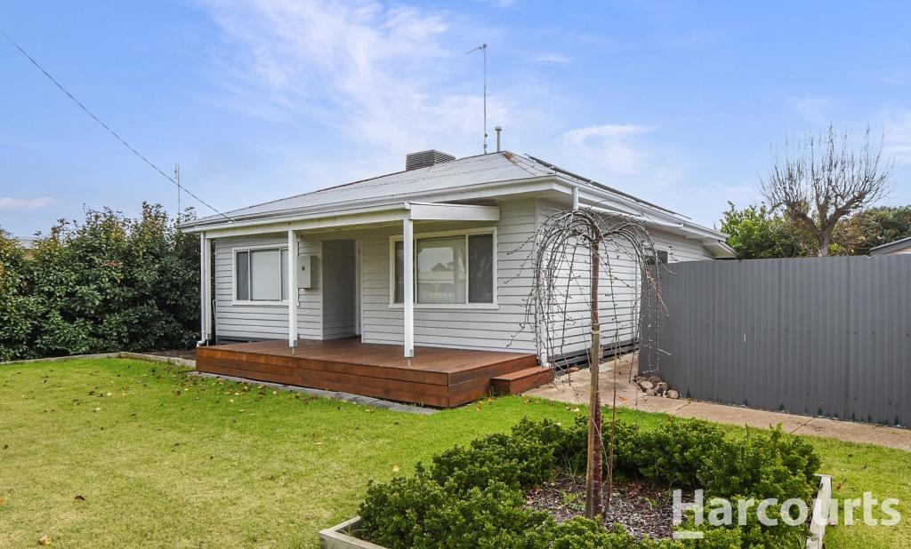 8 Remlaw Rd, Horsham, VIC 3400