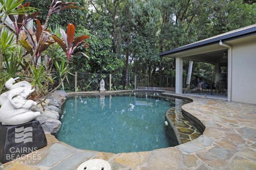 2 Petrie Cl, Kewarra Beach, QLD 4879