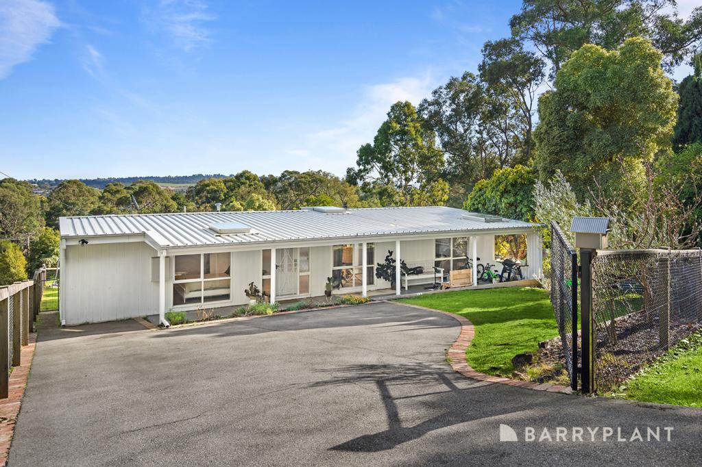 16 Fuller Rd, Mount Evelyn, VIC 3796